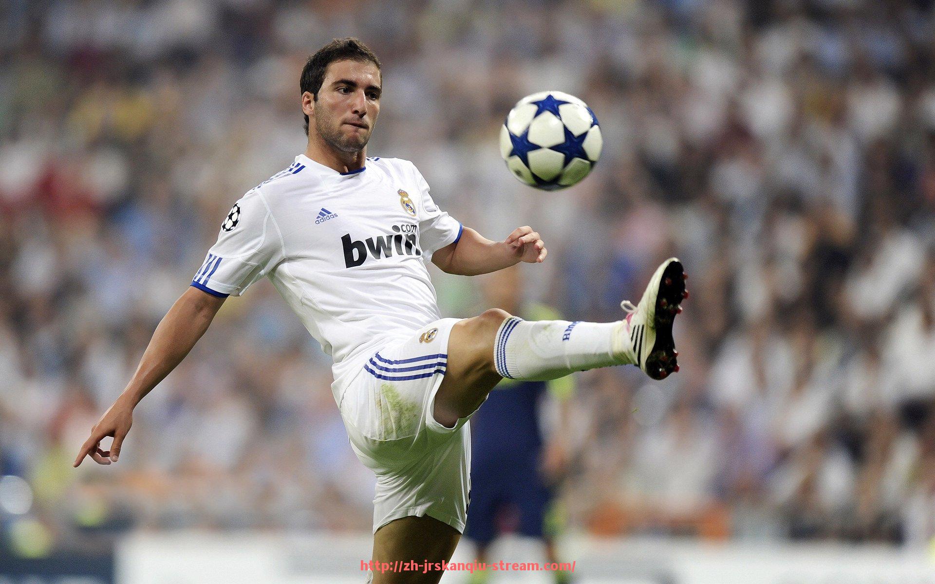 JRS低调看球-适合家用的健身器材推荐：如何选择合适的设备进行家庭健身